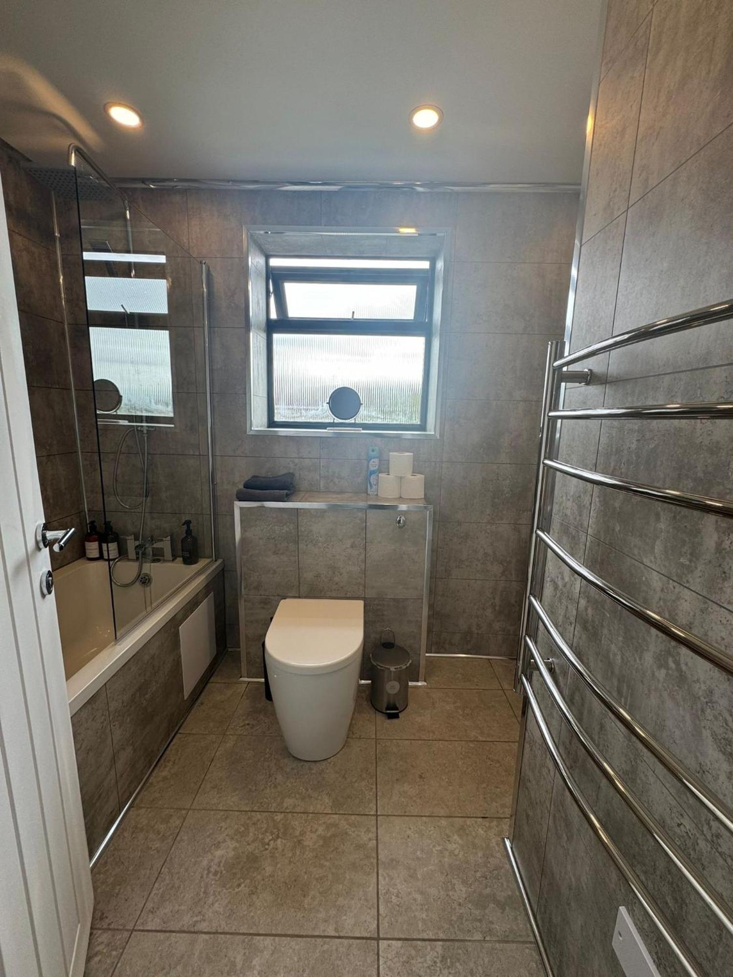 Вилла Superb Cozy House In Уоррингтон Экстерьер фото